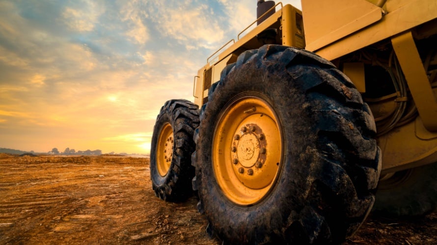 Neumático Maquinaria Pesada